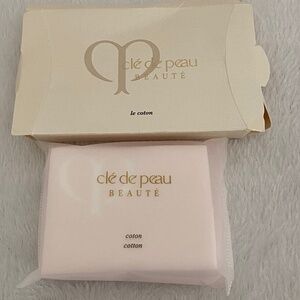 🎉 5 for $25 🎉 Cle De Peau Beauté Le Coton Facial Cotton & Silk Sheets